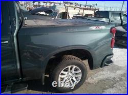 19 Chevy Silverado 1500 Single Running Board