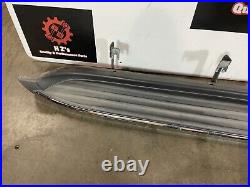 Cadillac Escalade 2015-2020 Oem Right Passenger Side Foot Step Pad Running Board