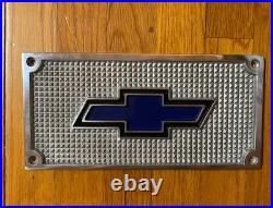 One Chevy Car Truck Flat Polished Aluminum Running Board Step Plate Bowtie Logo One Chevy Car Truck Flat Polished Aluminum Running Board Step Plate Bowtie Logo
